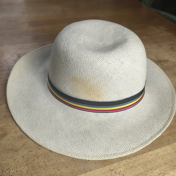 Vintage white straw sun hat with colorful striped ribbon - Picture 4 of 7